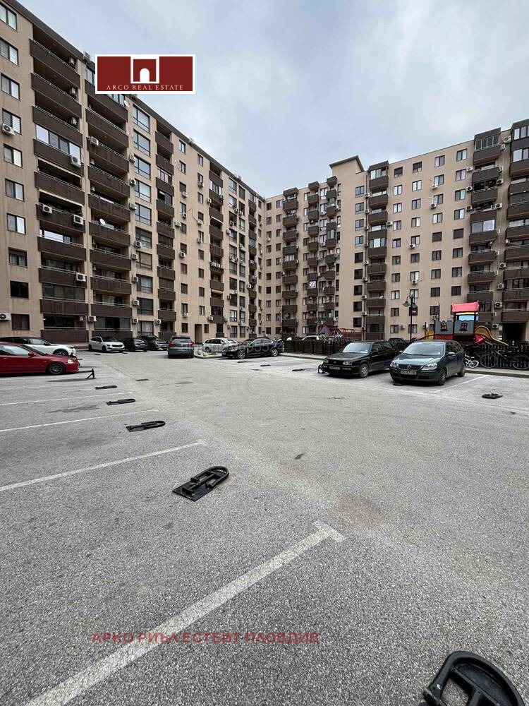 Продава ГАРАЖ, ПАРКОМЯСТО, гр. Пловдив, Кючук Париж, снимка 2 - Гаражи и паркоместа - 52396342