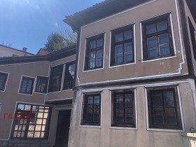 Продава къща град Пловдив Старият град - [1] 