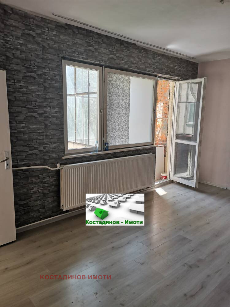 Продава  1-стаен, град Пловдив, Тракия • 65 000 EUR • ID 64433199 — holmes.bg - [1] 