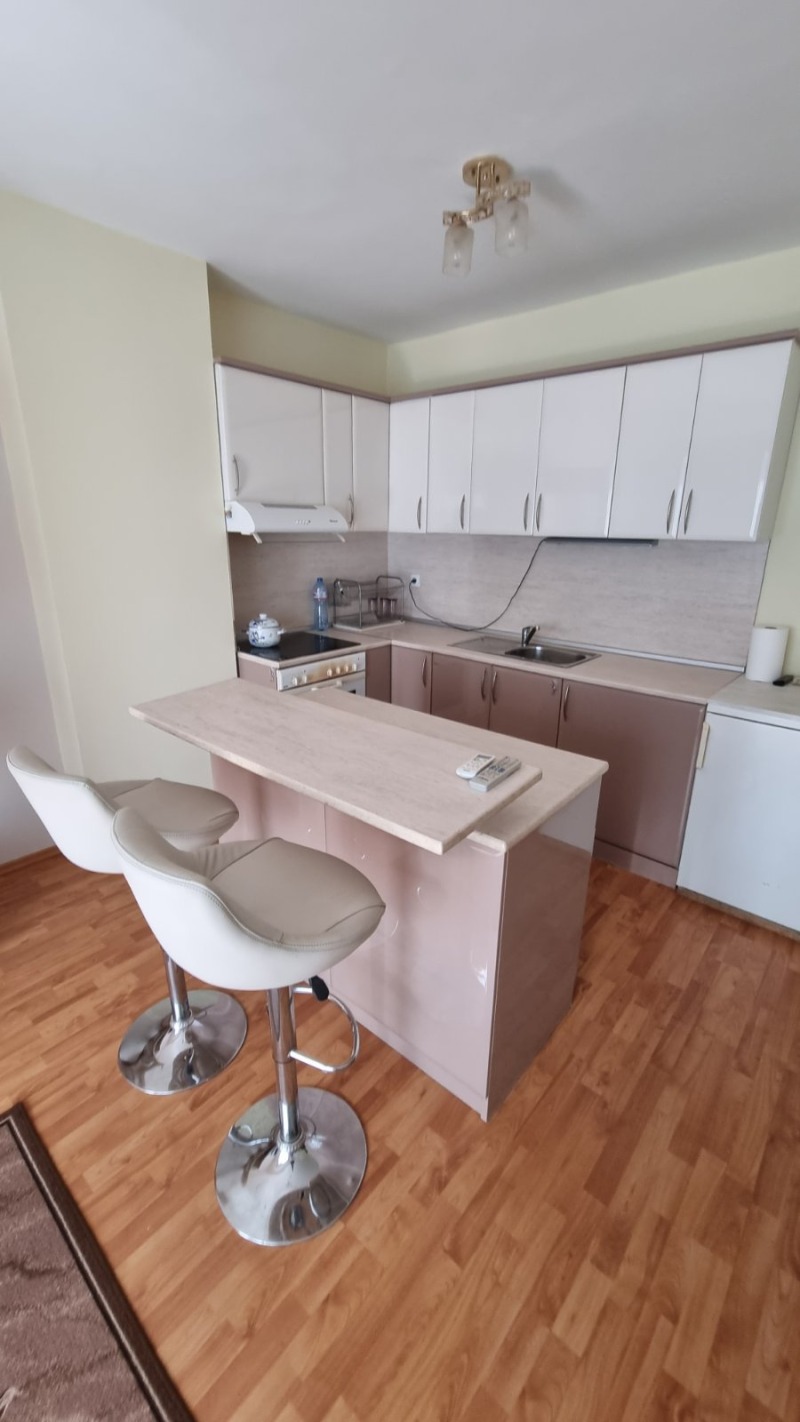 De vânzare  1 dormitor Pazardjic , Țentâr , 81 mp | 61384800 - imagine [4]