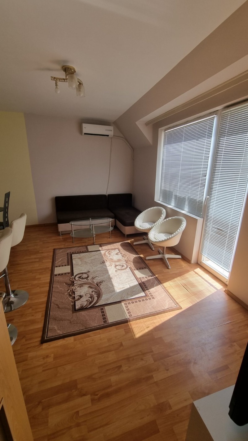 De vânzare  1 dormitor Pazardjic , Țentâr , 81 mp | 61384800 - imagine [6]