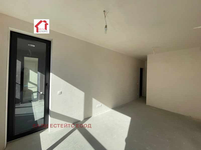 En venta  2 dormitorios Sofia , Banishora , 95 metros cuadrados | 28022575 - imagen [4]