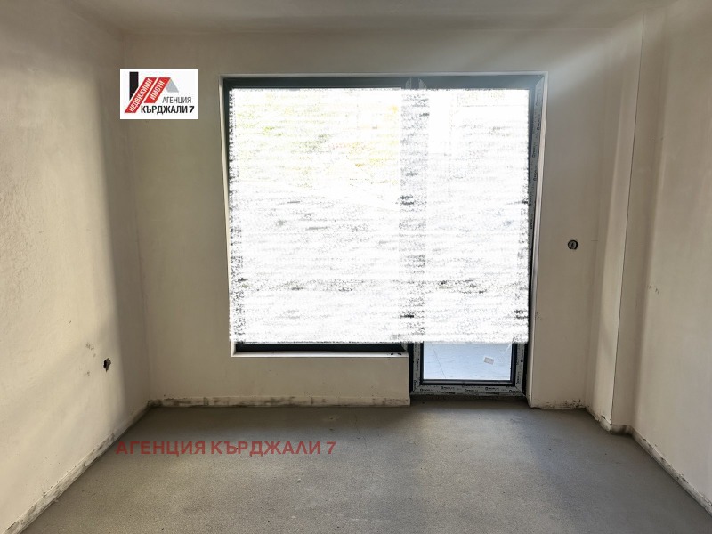 Продава 3-СТАЕН, гр. Кърджали, Център, снимка 6 - Апартаменти - 51998650