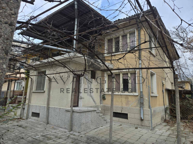 Продава КЪЩА, гр. Пловдив, Кършияка, снимка 3 - Къщи - 53286065