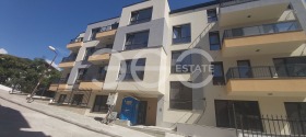 1 chambre Asparouhovo, Varna