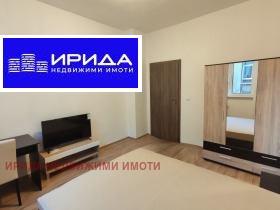Продава 2-стаен град София Център - [1] 