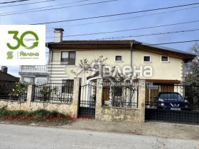 Hus Izgrev, Varna 7