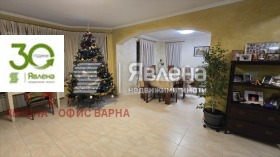 Hus Izgrev, Varna 8