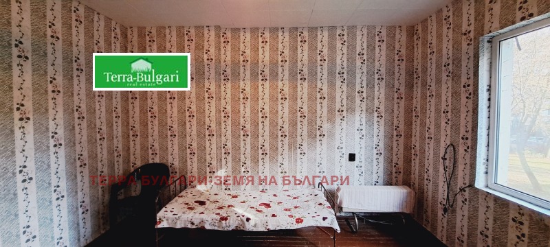 In vendita  Studio Pernik , Tsentar , 38 mq | 25902618 - Immagine [3]