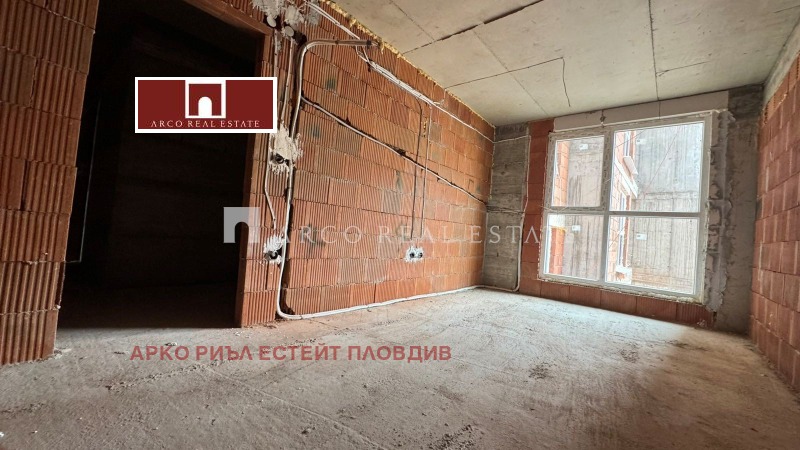 À venda  Estúdio Plovdiv , Iujen , 38 m² | 79270961