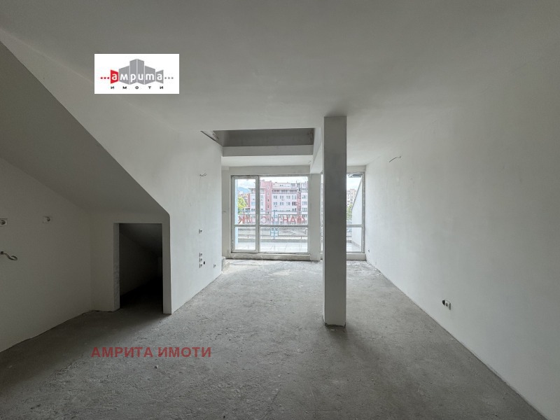À venda  Mais de 3 quartos Sofia , Liulin 7 , 147 m² | 53601190