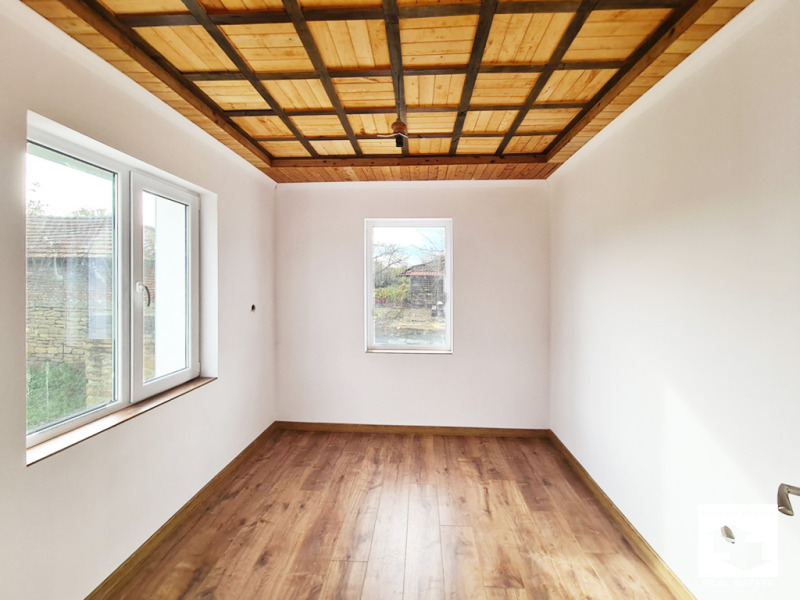 Продава КЪЩА, с. Дъскот, област Велико Търново, снимка 9 - Къщи - 52451444