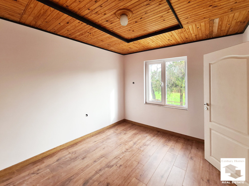 Продава КЪЩА, с. Дъскот, област Велико Търново, снимка 8 - Къщи - 52451444