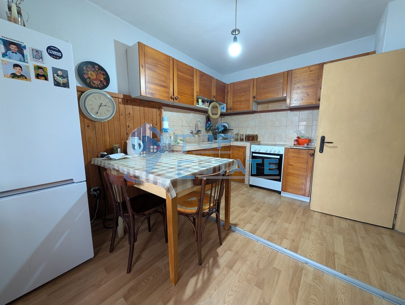 Продава КЪЩА, гр. Стражица, област Велико Търново, снимка 12 - Къщи - 53947085