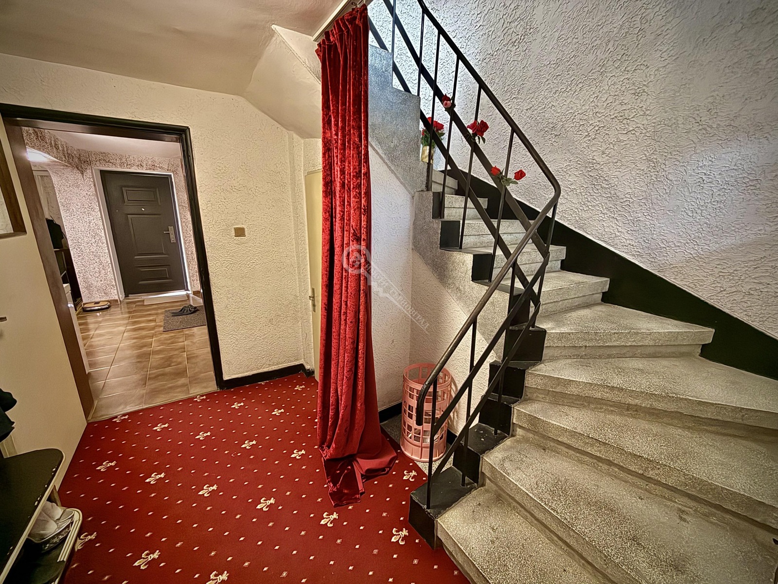 Продава КЪЩА, гр. Стражица, област Велико Търново, снимка 4 - Къщи - 54064690