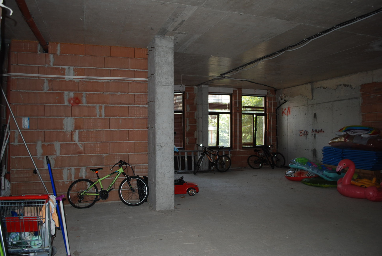 Продава МАГАЗИН, гр. Свети Влас, област Бургас, снимка 5 - Магазини - 55007860