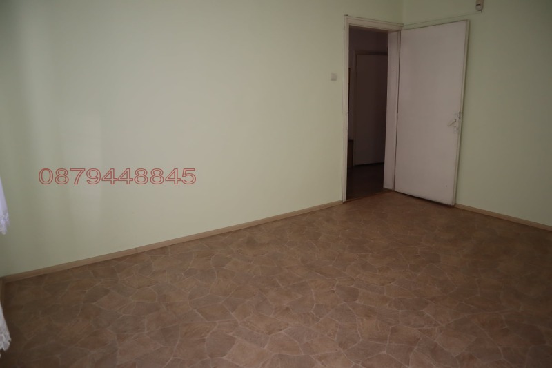 Продава  3-стаен град Хасково , Център , 74 кв.м | 26004293 - изображение [10]