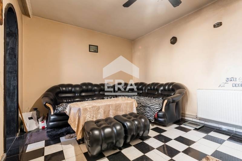 Продава 3-СТАЕН, гр. Варна, Аспарухово, снимка 2 - Апартаменти - 54501547