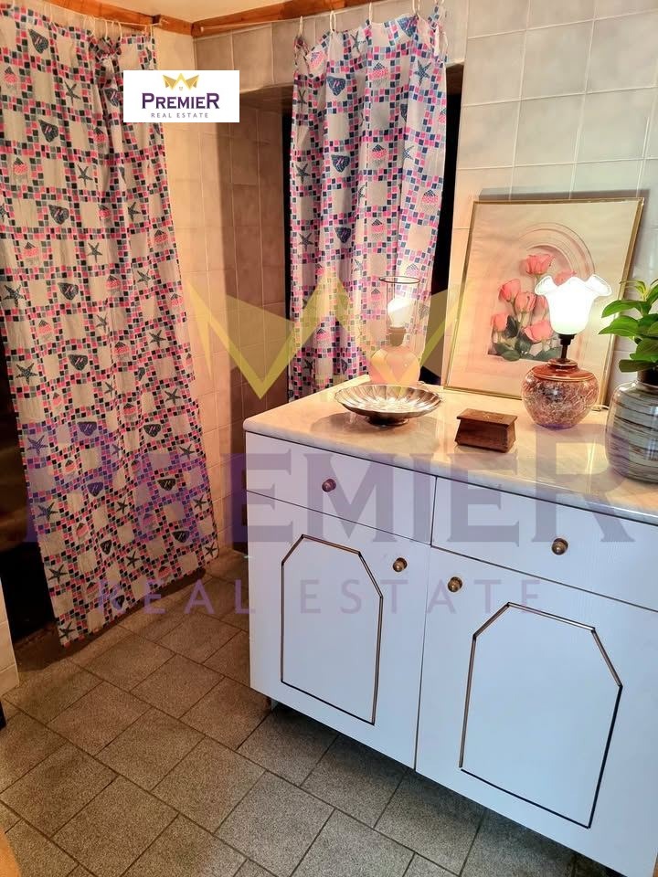 Продава КЪЩА, гр. Варна, Център, снимка 15 - Къщи - 52605433