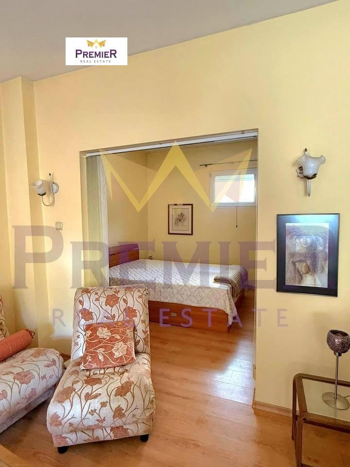 Продава КЪЩА, гр. Варна, Център, снимка 9 - Къщи - 52605433