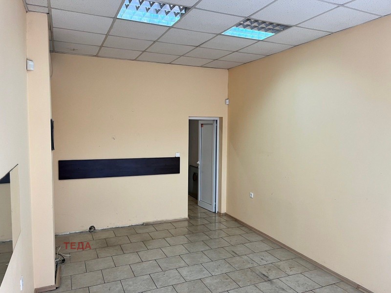 For Sale  Shop Vratsa , Tsentar , 30 sq.m | 80454454 - image [2]