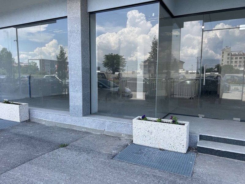 Продава ОФИС в град София, Люлин 1 - 136 кв.м / 199 900 € » 390 970.42 лв., СВ СИТИ ЕСТЕЙТС