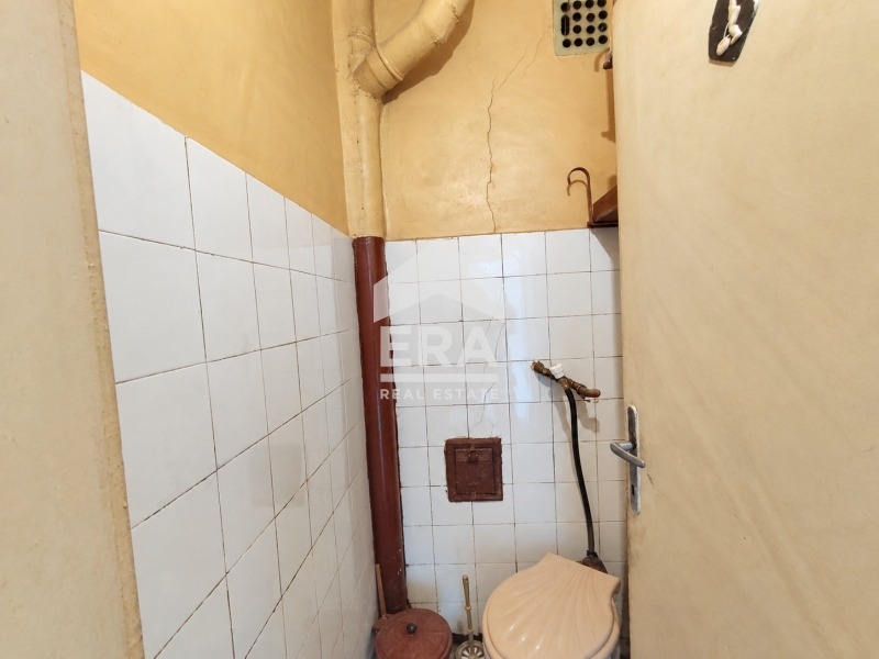 Продава 2-СТАЕН, гр. Хасково, Център, снимка 8 - Апартаменти - 56111375