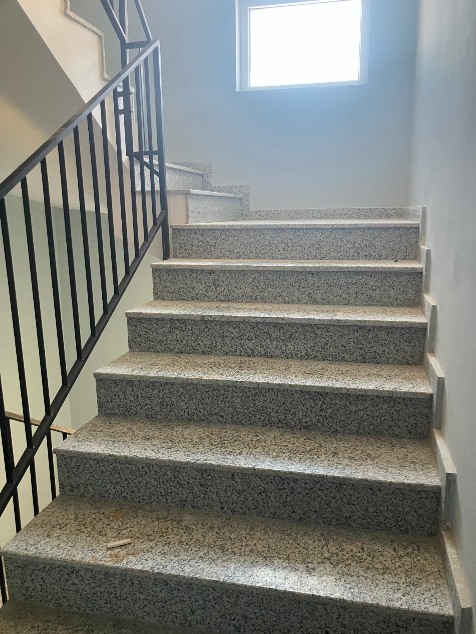 Продава 2-СТАЕН, гр. Варна, Център, снимка 3 - Апартаменти - 55472093