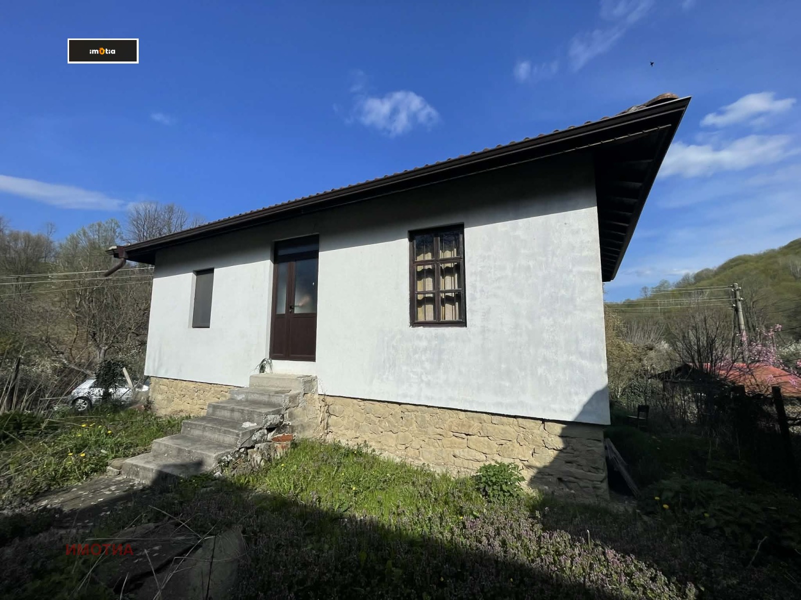 Продава КЪЩА, гр. Априлци, област Ловеч