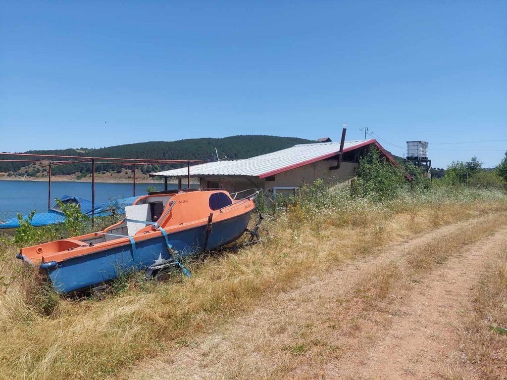 Продава ВИЛА, с. Тополчане, област Кърджали, снимка 2 - Вили - 46482897
