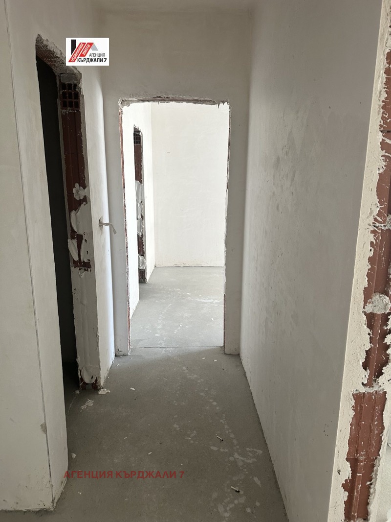 На продаж  2 спальні Кърджали , Възрожденци , 108 кв.м | 88162524 - зображення [5]