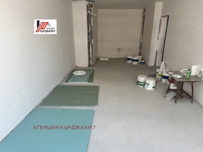 На продаж  2 спальні Кърджали , Възрожденци , 108 кв.м | 88162524 - зображення [4]