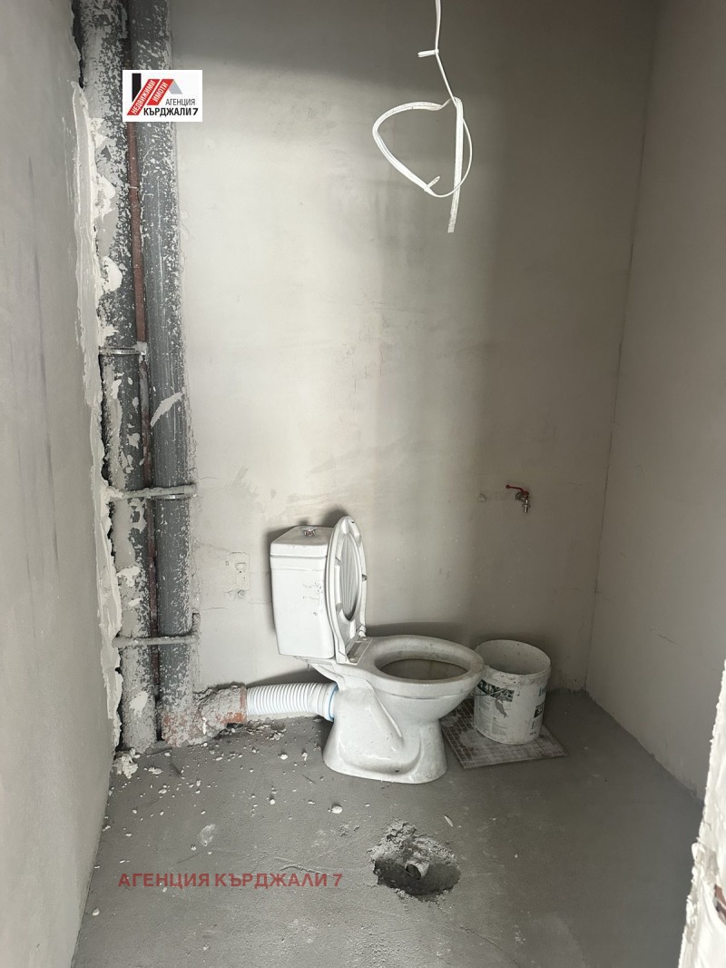 На продаж  2 спальні Кърджали , Възрожденци , 108 кв.м | 88162524 - зображення [11]