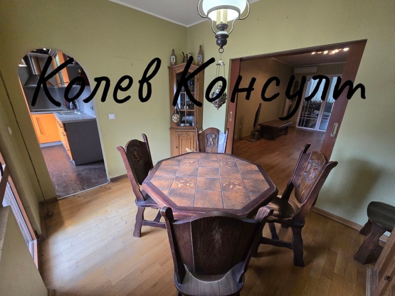 Продава МНОГОСТАЕН, гр. Димитровград, област Хасково, снимка 2 - Апартаменти - 52627933