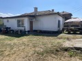 Продава КЪЩА, гр. Перник, Мошино, снимка 2
