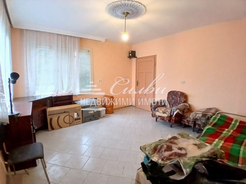 Продава  Етаж от къща град Шумен , Болницата , 76 кв.м | 55474152 - изображение [3]