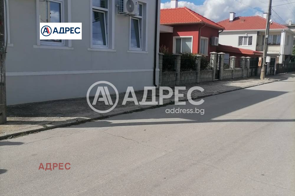 Продава КЪЩА, гр. Каварна, област Добрич, снимка 2 - Къщи - 56302341
