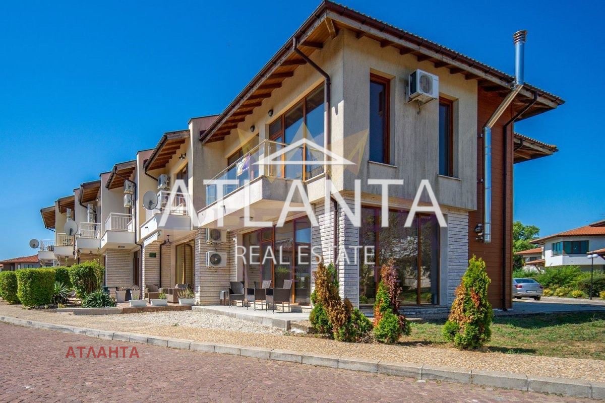 Продава КЪЩА, гр. Балчик, област Добрич, снимка 14 - Къщи - 56429089
