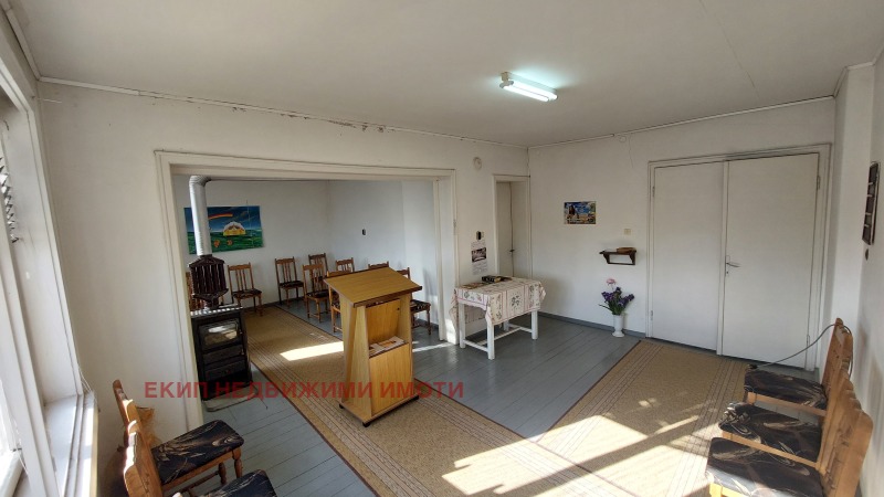Продава КЪЩА в област Търговище, гр. Попово - 144 кв.м / 49 000 € » 95 835.67 лв., ЕКИП НЕДВИЖИМИ ИМОТИ