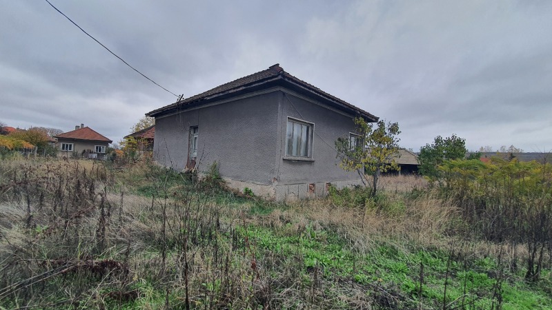 Продава КЪЩА в област Видин, с. Градец - 144 кв.м / 27 600 € » 53 980.91 лв., ИМОТИ МОНТИ