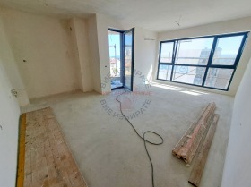 1 slaapkamer Kolchozen pazar, Varna