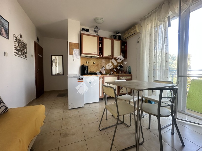 Till salu  1 sovrum region Burgas , k.k. Slantjev brjag , 40 kvm | 69419100 - bild [4]