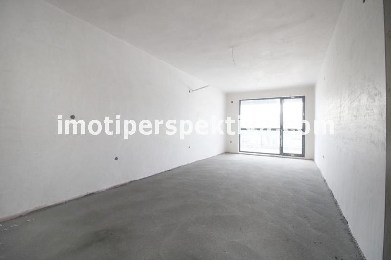 En venta  1 dormitorio Plovdiv , Tsentar , 96 metros cuadrados | 61706436