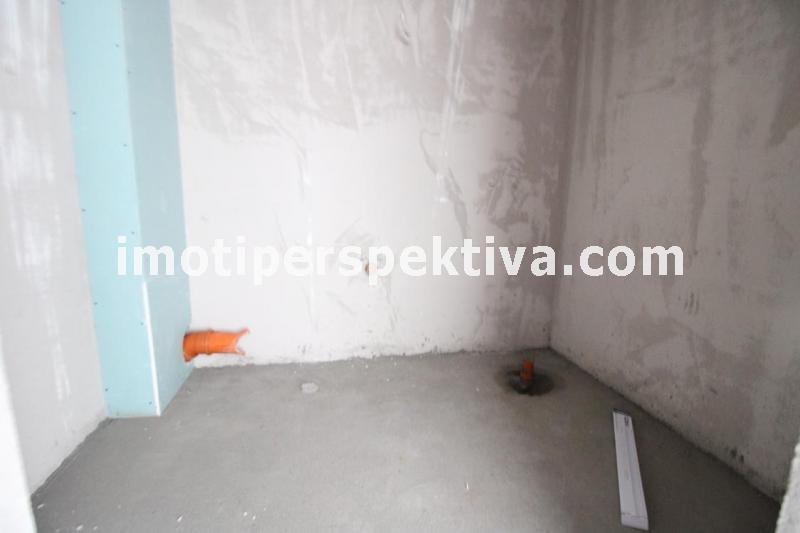 En venta  1 dormitorio Plovdiv , Tsentar , 96 metros cuadrados | 61706436 - imagen [7]