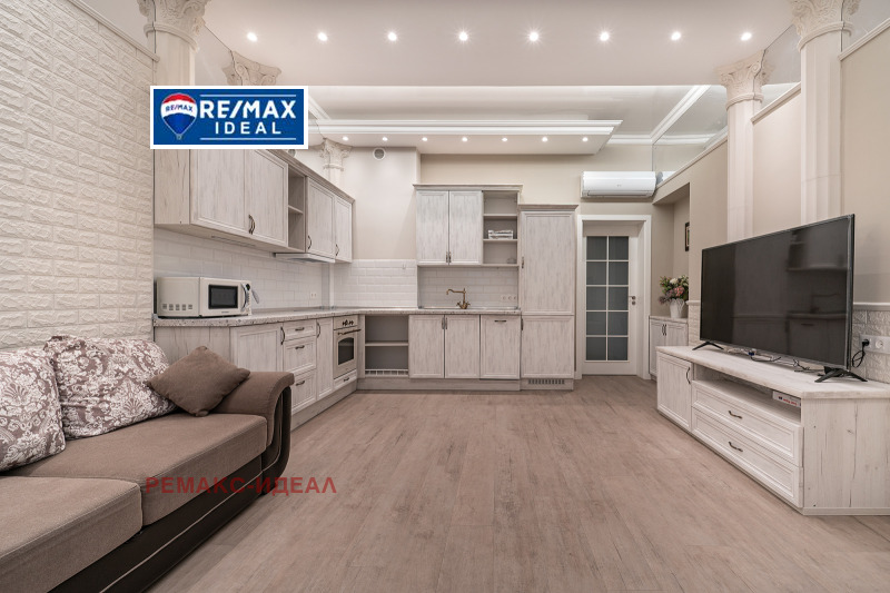 Продава  3-стаен град Варна , Център , 105 кв.м | 57205518 - изображение [2]