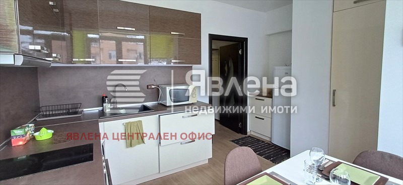 Продава 3-СТАЕН, гр. София, Център, снимка 2 - Апартаменти - 53968144