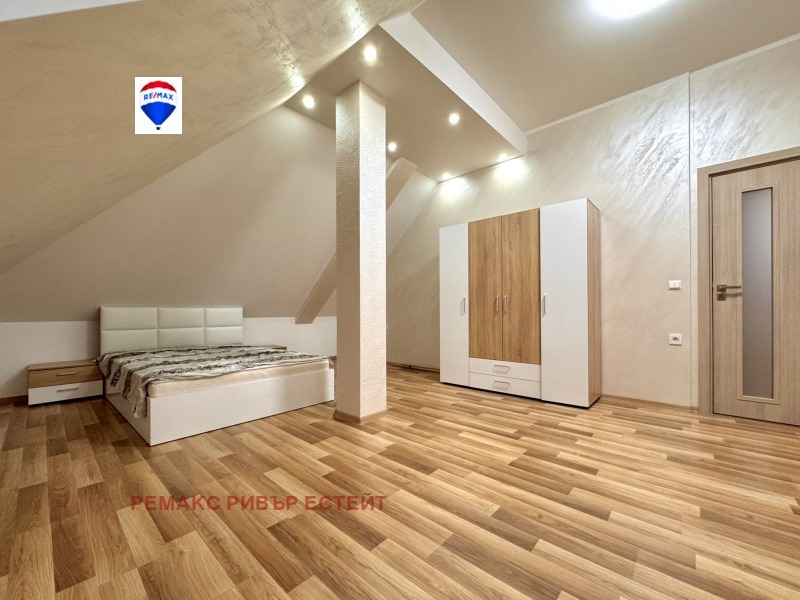 Продава 4-СТАЕН, град Русе, Широк център • 184900 € / 361632.97 лв. • 94985584 1