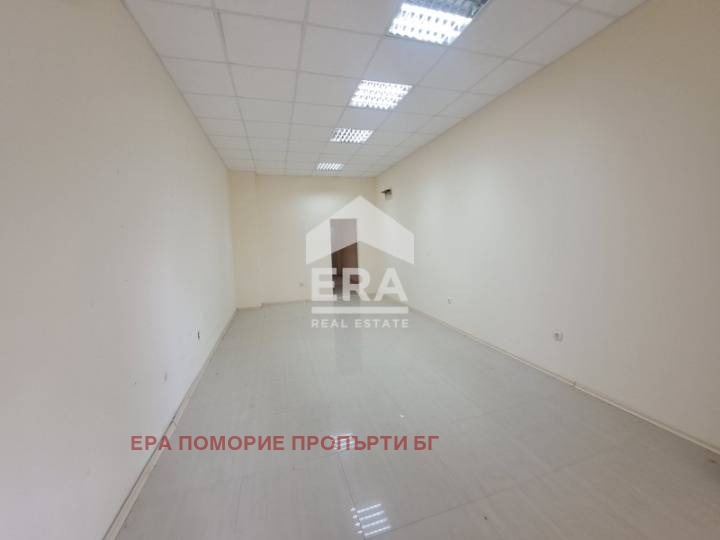 Продава МАГАЗИН, гр. Поморие, област Бургас, снимка 2 - Магазини - 50515803