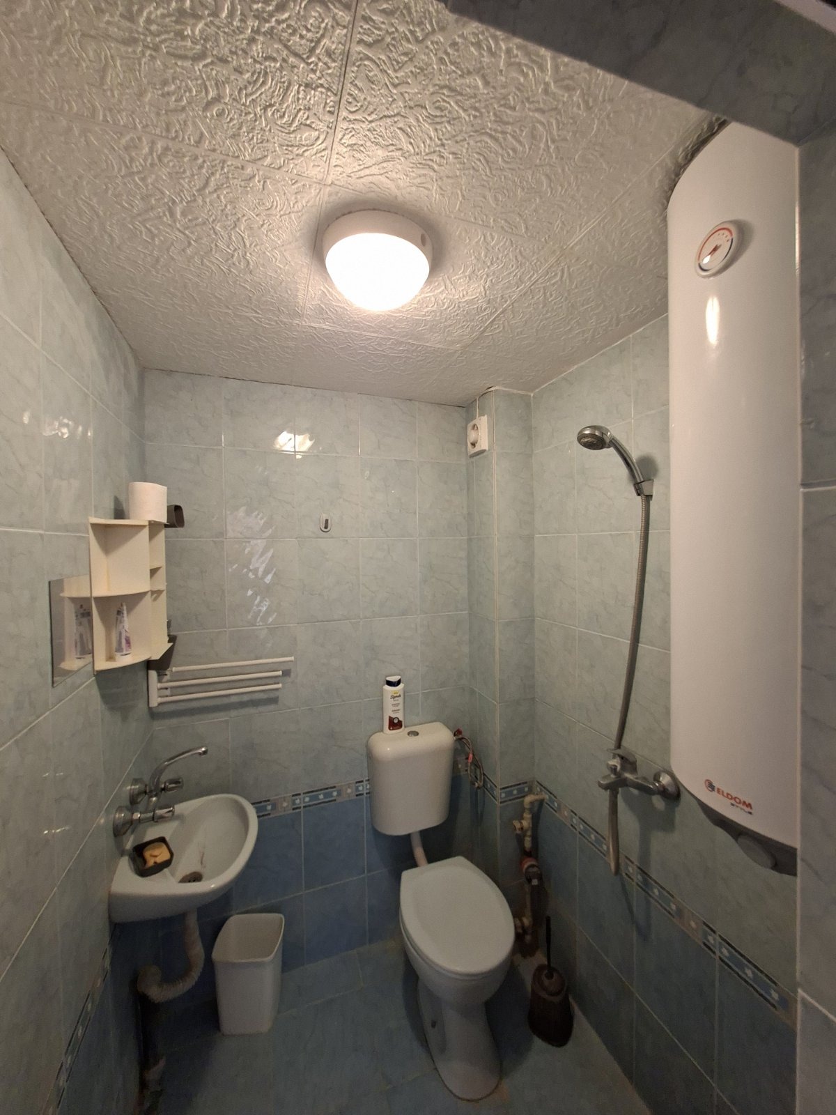 Продава 2-СТАЕН, гр. Варна, Бриз, снимка 2 - Апартаменти - 53880939