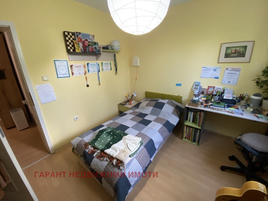 Продава ЕТАЖ ОТ КЪЩА, гр. Габрово, Център, снимка 6 - Етаж от къща - 55611720